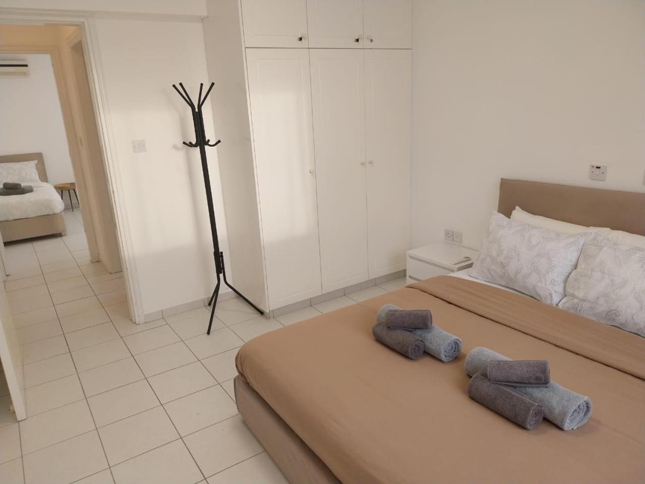 Apartment Sunny 2 Bed Home, In Universal *
